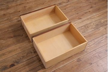 中古　美品　北海道民芸家具　収納力抜群のシックなブックケース(本箱、収納棚、戸棚)(定価41万円)