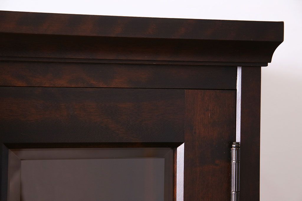 中古　美品　北海道民芸家具　収納力抜群のシックなブックケース(本箱、収納棚、戸棚)(定価41万円)