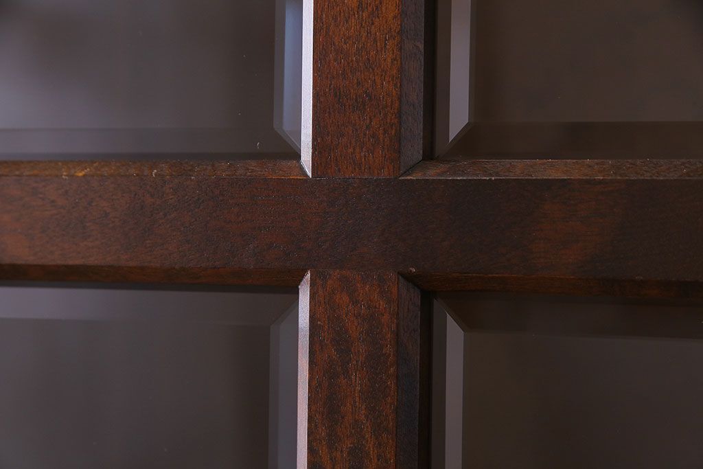 中古　美品　北海道民芸家具　収納力抜群のシックなブックケース(本箱、収納棚、戸棚)(定価41万円)