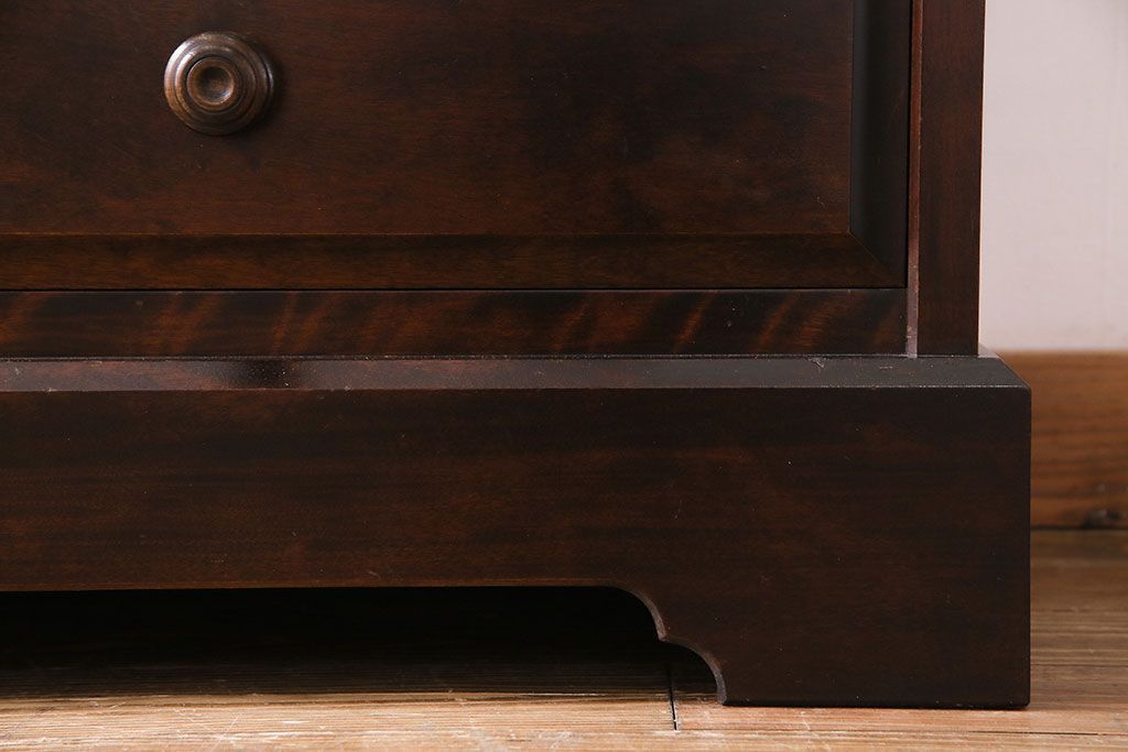 中古　美品　北海道民芸家具　収納力抜群のシックなブックケース(本箱、収納棚、戸棚)(定価41万円)