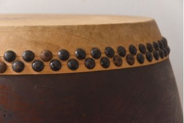 アンティーク雑貨　時代物　欅刳り貫き胴　明治大正期の和太鼓(1尺6寸)