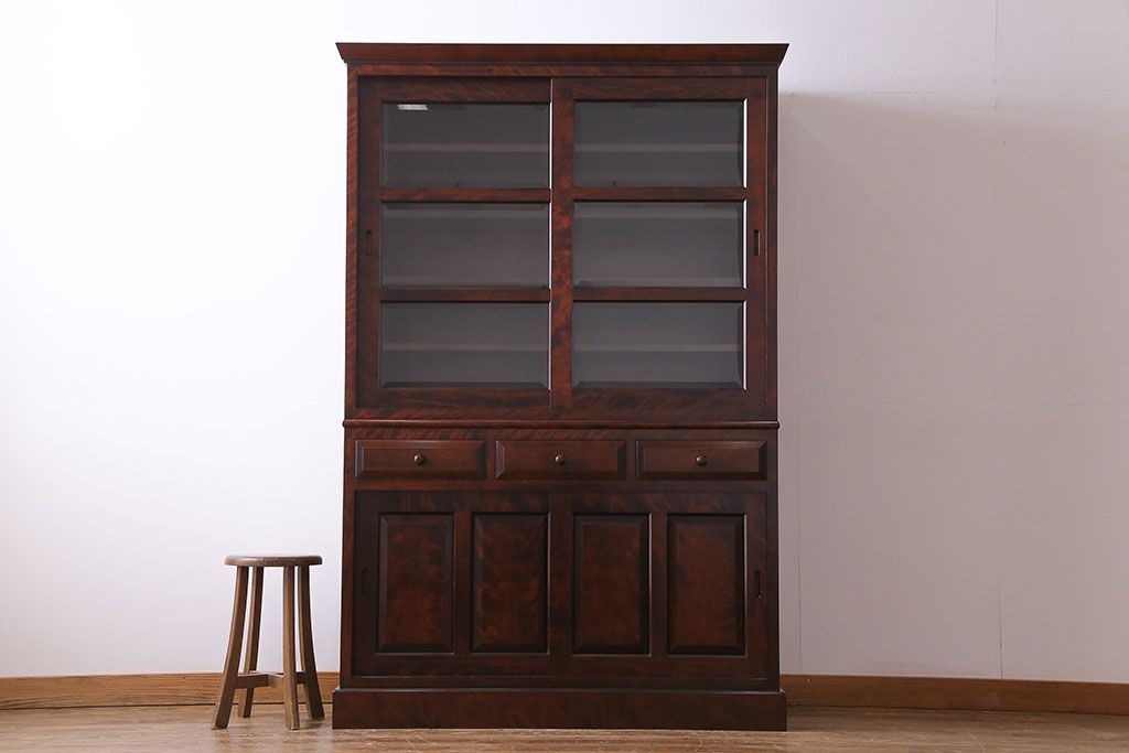 中古　民芸家具　落ち着きのある色合いの食器棚(収納棚、戸棚、飾り棚)