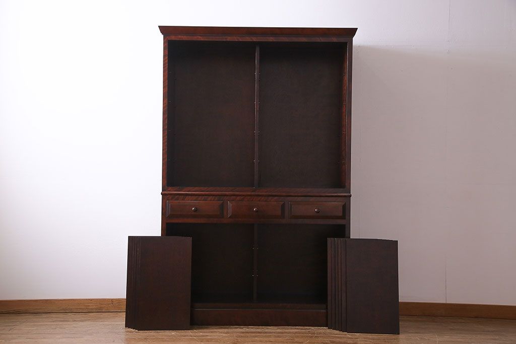 中古　民芸家具　落ち着きのある色合いの食器棚(収納棚、戸棚、飾り棚)