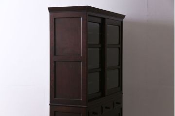 中古　民芸家具　落ち着きのある色合いの食器棚(収納棚、戸棚、飾り棚)