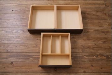 中古　民芸家具　落ち着きのある色合いの食器棚(収納棚、戸棚、飾り棚)