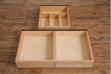 中古　民芸家具　落ち着きのある色合いの食器棚(収納棚、戸棚、飾り棚)