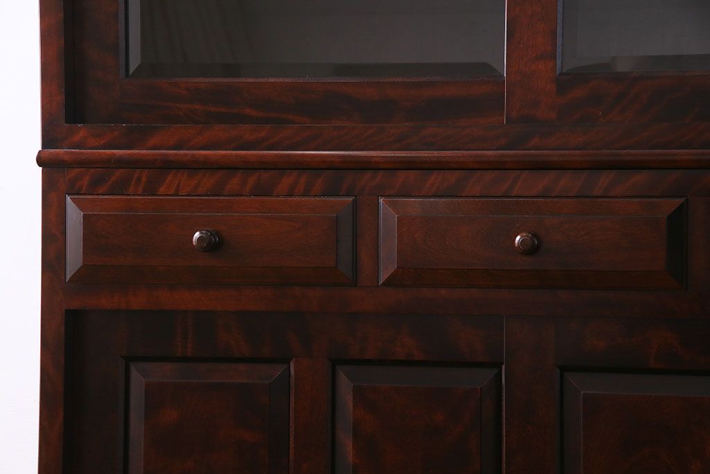 中古　民芸家具　落ち着きのある色合いの食器棚(収納棚、戸棚、飾り棚)