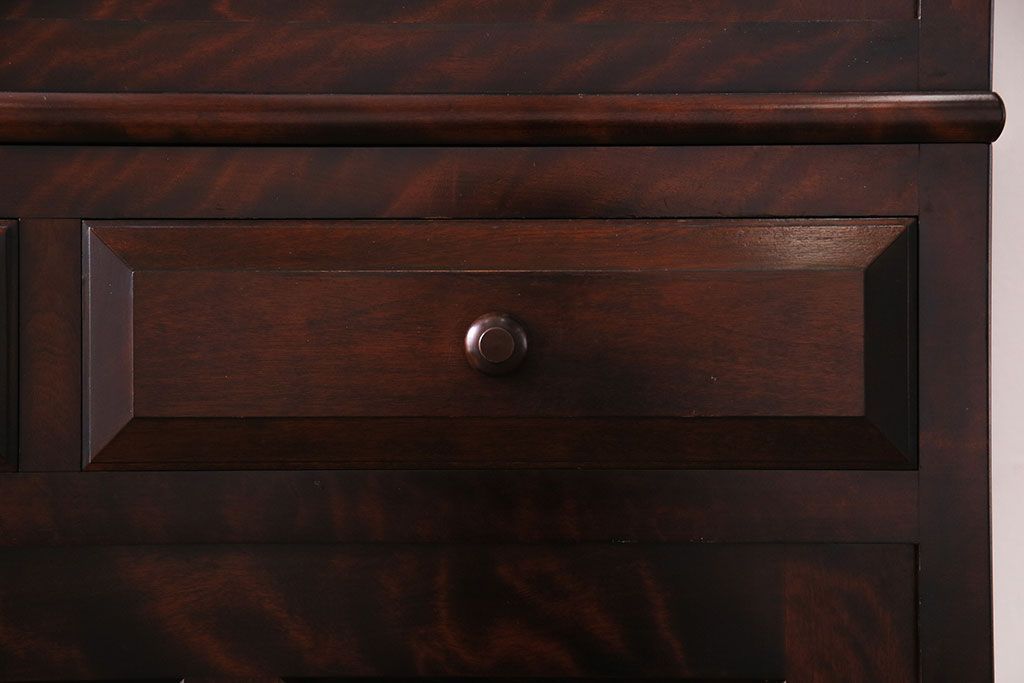 中古　民芸家具　落ち着きのある色合いの食器棚(収納棚、戸棚、飾り棚)