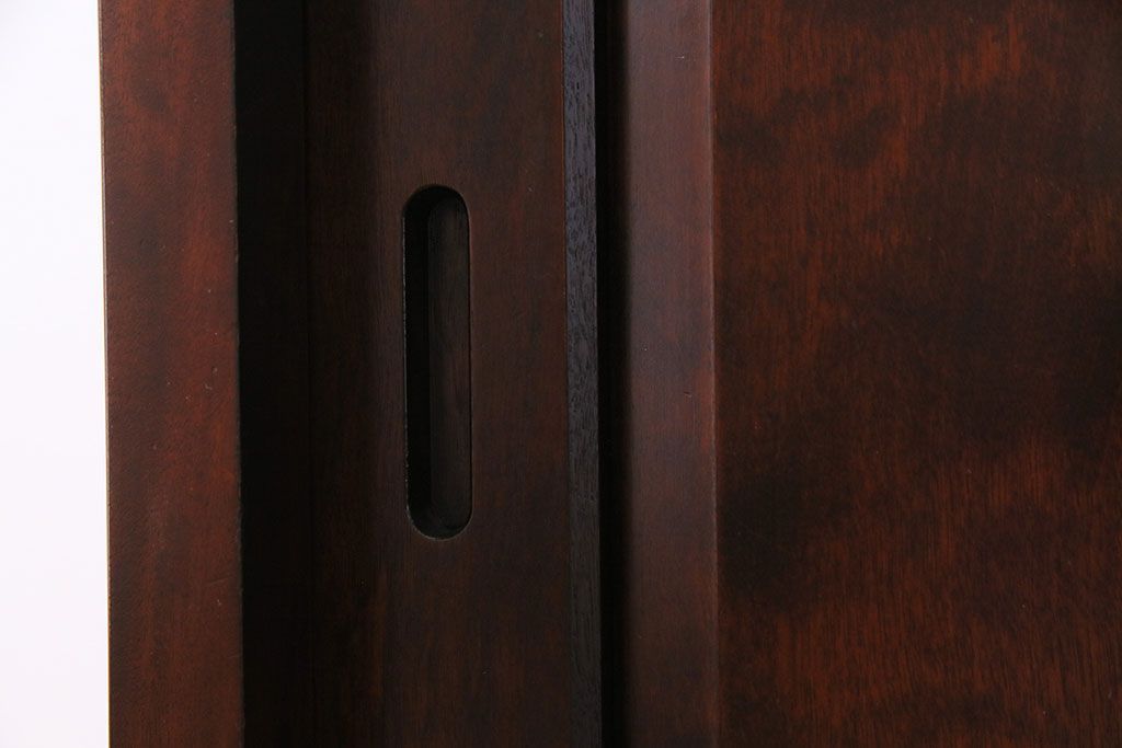 中古　民芸家具　落ち着きのある色合いの食器棚(収納棚、戸棚、飾り棚)