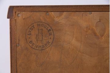 ヴィンテージ家具　北欧ビンテージ　Lyby Mobler　内部照明付　あたたかな雰囲気が魅力の大型リビングボード(サイドボード、収納棚)