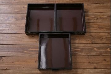 中古　韓国家具　存在感抜群の螺鈿細工チェスト(衣装タンス、戸棚)(定価約200万円)