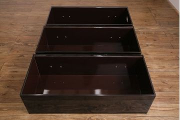 中古　韓国家具　存在感抜群の螺鈿細工チェスト(衣装タンス、戸棚)(定価約200万円)