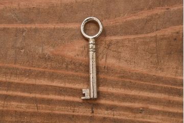 アンティーク家具　1950年頃　収納も楽しめるマホガニー材のセンターテーブル(ガラスケース、コレクションケース)