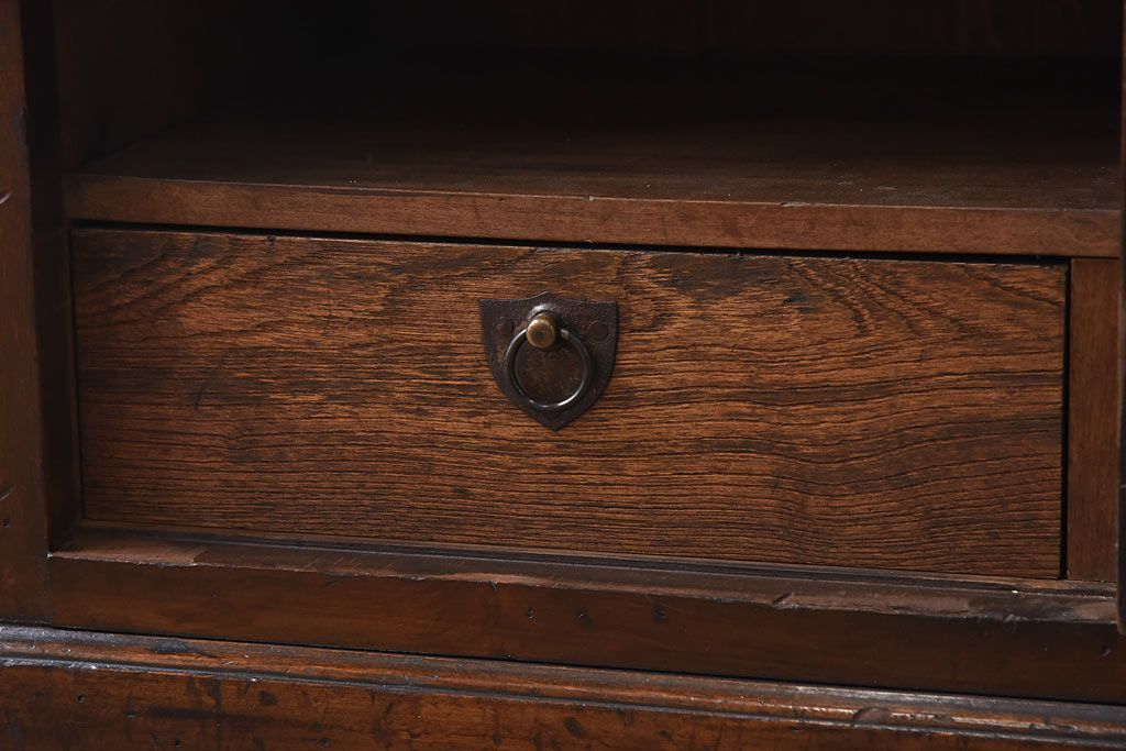 レトロ家具　昭和レトロ　モールガラスがおしゃれな縦型収納棚(戸棚、キャビネット)