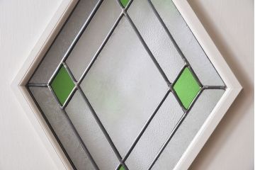 ペイント家具　ラフジュ工房オリジナルステンドグラス　結霜ガラスとステンドグラスがおしゃれな引き戸(建具)2枚セット