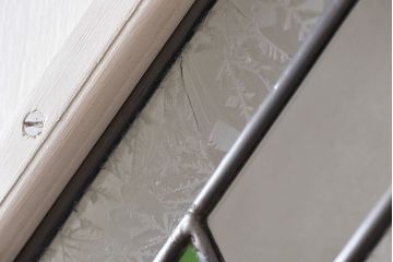 ペイント家具　ラフジュ工房オリジナルステンドグラス　結霜ガラスとステンドグラスがおしゃれな引き戸(建具)2枚セット