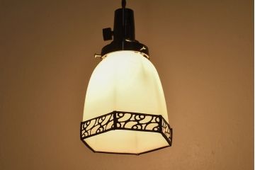 昭和初期　和モダンな雰囲気漂うシェード(ペンダントライト、天井照明)