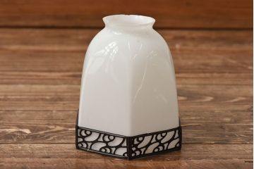 昭和初期　和モダンな雰囲気漂うシェード(ペンダントライト、天井照明)