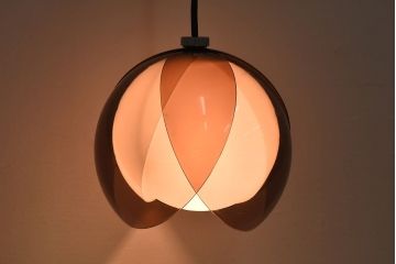 昭和レトロ　つぼみのようなデザインが魅力のシェード(天井照明、ペンダントライト)