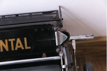 アンティーク雑貨　ドイツ製　WANDERER-WERKE(ヴォルケ社) CONTINENTAL　高級感漂うタイプライター