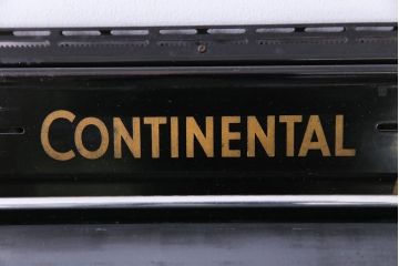 アンティーク雑貨　ドイツ製　WANDERER-WERKE(ヴォルケ社) CONTINENTAL　高級感漂うタイプライター