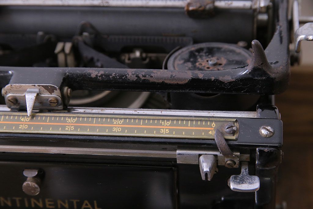 アンティーク雑貨　ドイツ製　WANDERER-WERKE(ヴォルケ社) CONTINENTAL　高級感漂うタイプライター