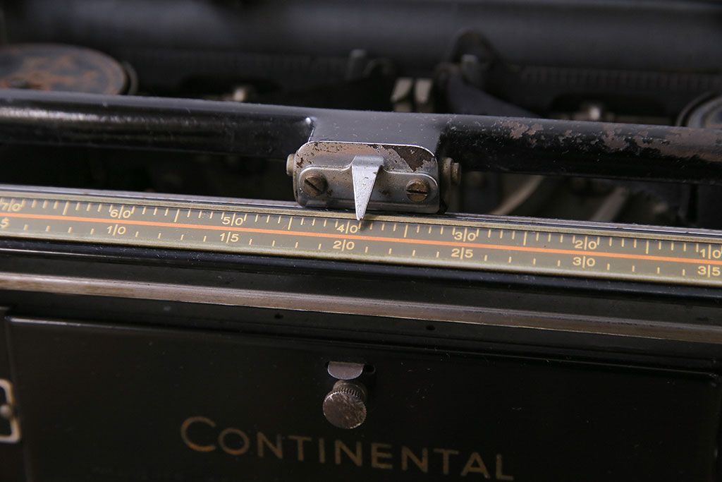 アンティーク雑貨　ドイツ製　WANDERER-WERKE(ヴォルケ社) CONTINENTAL　高級感漂うタイプライター