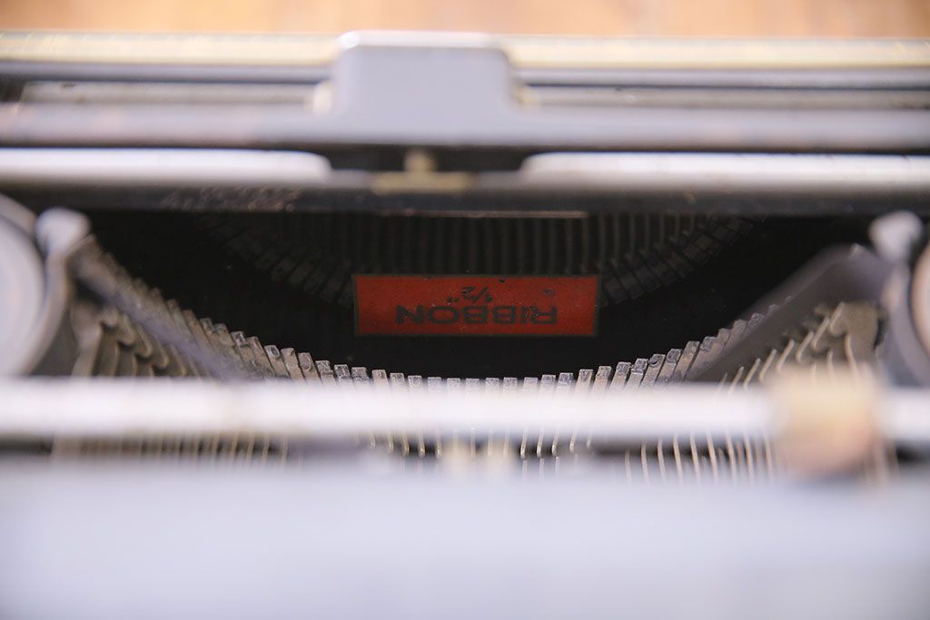 アンティーク雑貨　ドイツ製　WANDERER-WERKE(ヴォルケ社) CONTINENTAL　高級感漂うタイプライター