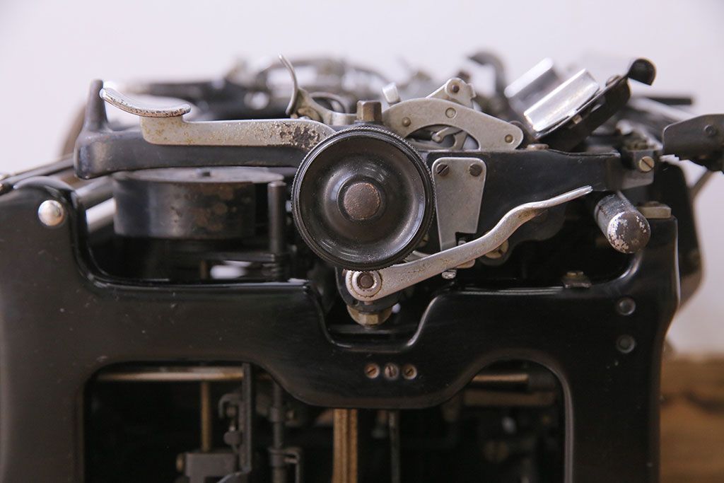 アンティーク雑貨　ドイツ製　WANDERER-WERKE(ヴォルケ社) CONTINENTAL　高級感漂うタイプライター