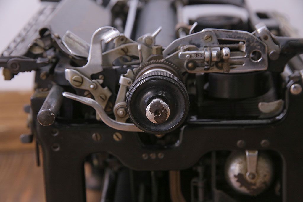 アンティーク雑貨　ドイツ製　WANDERER-WERKE(ヴォルケ社) CONTINENTAL　高級感漂うタイプライター