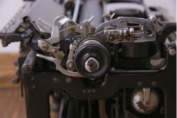 アンティーク雑貨　ドイツ製　WANDERER-WERKE(ヴォルケ社) CONTINENTAL　高級感漂うタイプライター