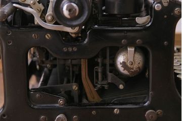 アンティーク雑貨　ドイツ製　WANDERER-WERKE(ヴォルケ社) CONTINENTAL　高級感漂うタイプライター