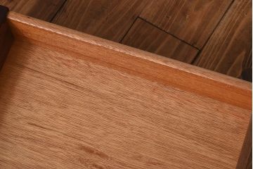 ヴィンテージ家具　北欧ビンテージ　dyrlund(デューロン)社　蛇腹式　ローズウッド材　サイドボード(収納棚、キャビネット)