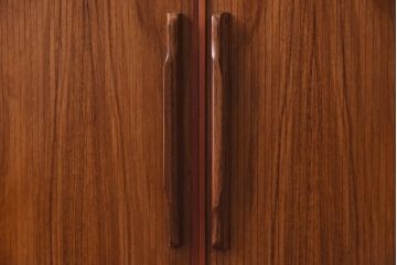 ヴィンテージ家具　北欧ビンテージ　dyrlund(デューロン)社　蛇腹式　ローズウッド材　サイドボード(収納棚、キャビネット)