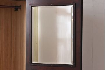 中古美品　和モダンな空間におすすめの上品なワードローブ(洋服箪笥、キャビネット)