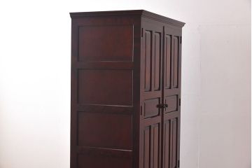 中古美品　和モダンな空間におすすめの上品なワードローブ(洋服箪笥、キャビネット)
