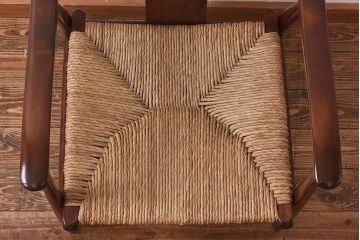中古　松本民芸家具　77型　曲肘　体にフィットするラッシ座面アームチェア(定価約18万円)(2)