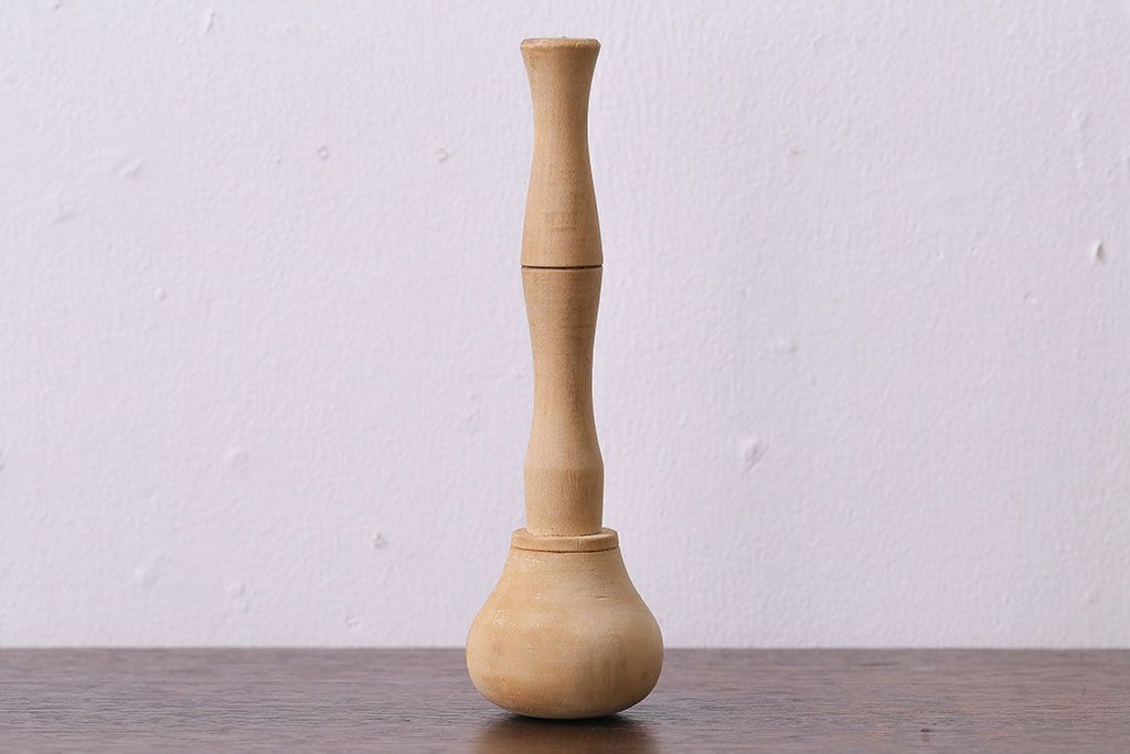 アンティーク雑貨　イギリス製　木のそのままの風合いが魅力のスパイスマッシャー(すり鉢)