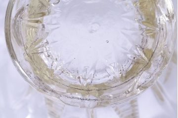 アンティーク雑貨　イギリス　レトロな味わいを醸し出すガラス小物入れ(フラワーベース)