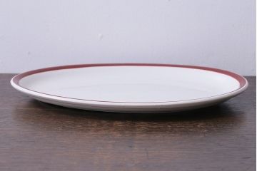 アンティーク雑貨　イギリス製　IRONSTONE　ワインレッドの縁がアクセントのオーバルプレート(長皿)