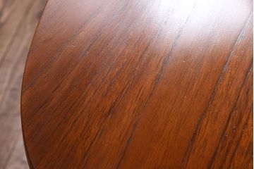 北欧家具　チーク材　曲線のフォルムが珍しいデスク(平机、在宅ワーク、在宅用ワークデスク、カウンターテーブル)