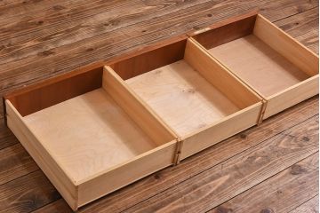 北欧家具　チーク材　曲線のフォルムが珍しいデスク(平机、在宅ワーク、在宅用ワークデスク、カウンターテーブル)