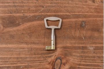 北欧家具　チーク材　曲線のフォルムが珍しいデスク(平机、在宅ワーク、在宅用ワークデスク、カウンターテーブル)