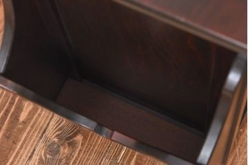 中古　絶版品!　北海道民芸家具　#440　便利な収納ポケットが付いたマガジン卓(サイドキャビネット、サイドテーブル、電話台)