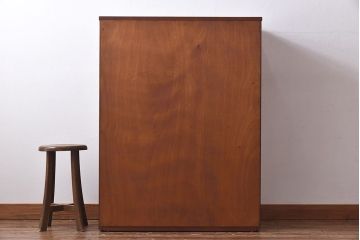 ヴィンテージ家具　北欧ビンテージ　チーク材　丸い取っ手がユニークなチェスト(サイドチェスト、引き出し、ドロワー)