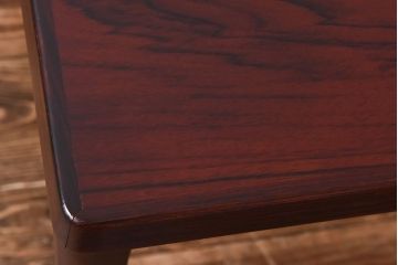北欧ビンテージ　美品　ローズウッド材の色味が魅力的なコーヒーテーブル(サイドテーブル)(1)