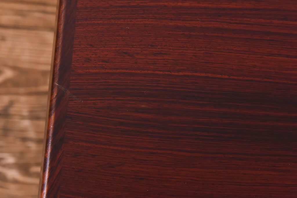 北欧ビンテージ　美品　ローズウッド材の色味が魅力的なコーヒーテーブル(サイドテーブル)(2)
