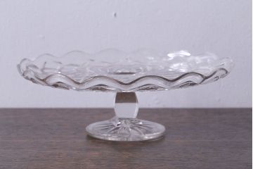 アンティーク雑貨　イギリス　置くだけで上品な雰囲気が漂うケーキスタンド(プレート)