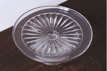 アンティーク雑貨　イギリス製　シンプルなデザインのガラスケーキスタンド