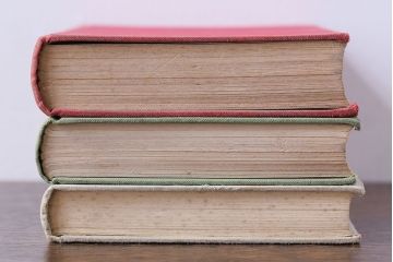 アンティーク雑貨　イギリスアンティーク　古い趣が魅力的な本(洋書、古書、英字本)3冊セット(2)